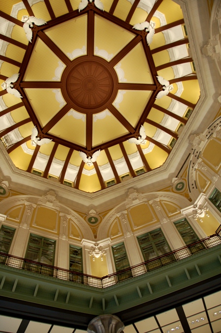 Tokyo Station_e0082110_1275644.jpg