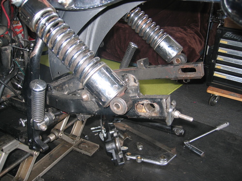 78FXS スイングアームベアリング&ステムベアリング_a0257316_1831409.jpg