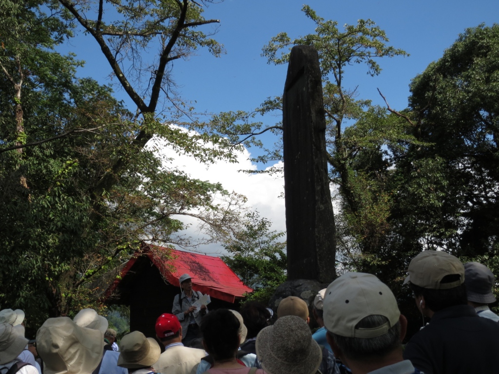 歴史(川崎学) 戦国時代の城郭跡(河村城、山中城、小田原城の見学)_e0211937_10115682.jpg