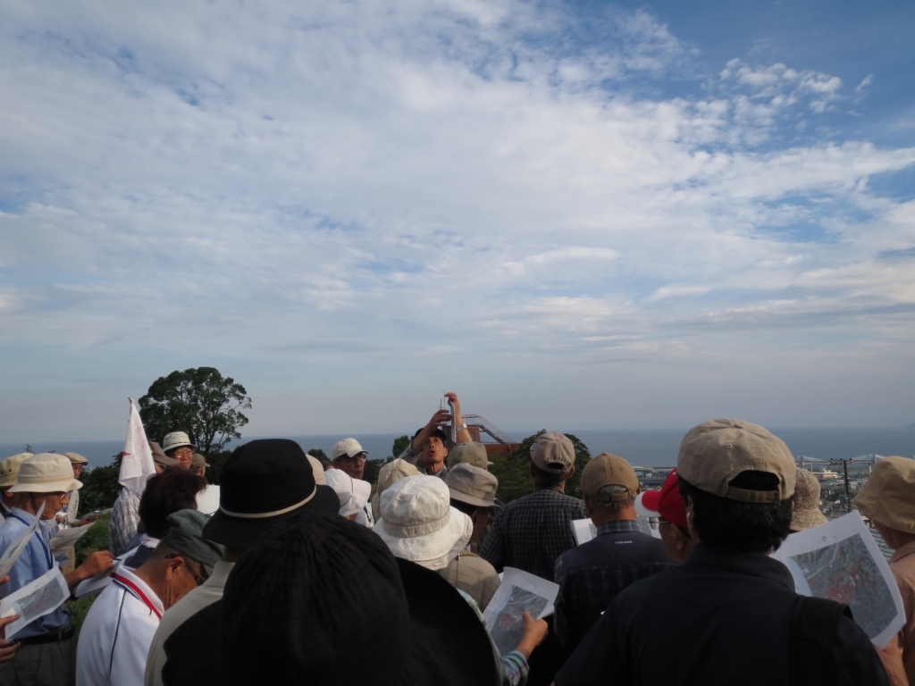 歴史（川崎学）　戦国時代の城郭跡（河村城、山中城、小田原城の見学）_e0211937_10123833.jpg