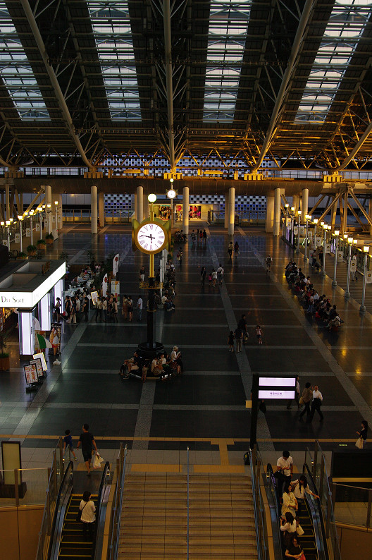 大阪駅．．．_f0152550_21274652.jpg