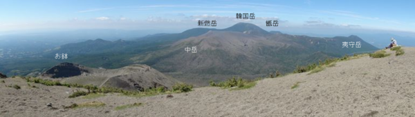 装いを変えた高千穂峰_e0207997_21201789.png