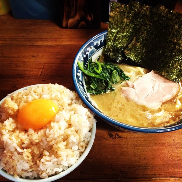【家系ラーメン】この国には『ラーメンライス』という言葉がある。【吉祥寺武蔵家】_e0173239_21483730.jpg
