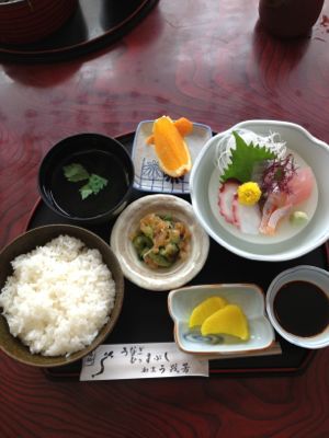 うを芳(うなぎ)_e0292546_21404012.jpg