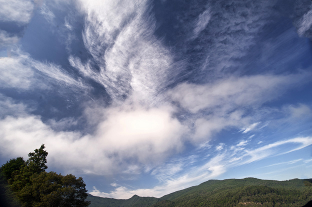 棚田と秋空の風景です_f0231460_14424640.jpg