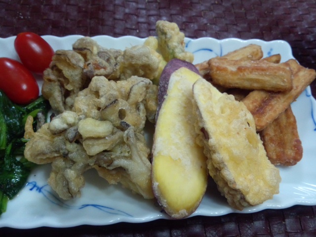 献立 ゴボウの唐揚げ 野菜天ぷら ほうれん草とエリンギのバターソテー ニラ入り納豆オムレツ Kajuの 今日のお料理 簡単レシピ