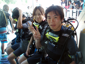 水中で自由に泳ぐって難しい!_f0144385_993977.jpg