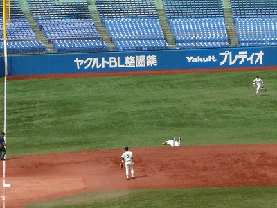東洋大対中央大 9月27日 東都大学野球1部_b0166128_1011897.jpg