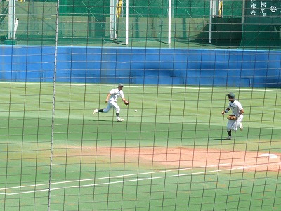 日本大対東農大 9月24日 東都大学野球2部_b0166128_1304653.jpg