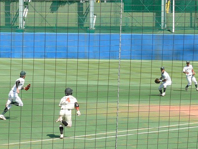 日本大対東農大 9月24日 東都大学野球2部_b0166128_1373946.jpg