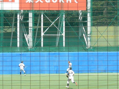 日本大対東農大 9月24日 東都大学野球2部_b0166128_1382640.jpg