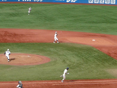 東洋大対中央大 9月27日 東都大学野球1部_b0166128_16215626.jpg