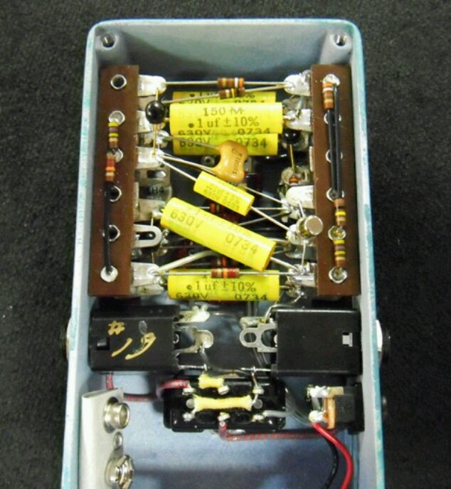 BIG MUFF 2N5133 4個搭載！ ハンドメイド FUZZ エフェクター BIG MUFF 2N5133 4個搭載！ ハンドメイド FUZZ エフェクター