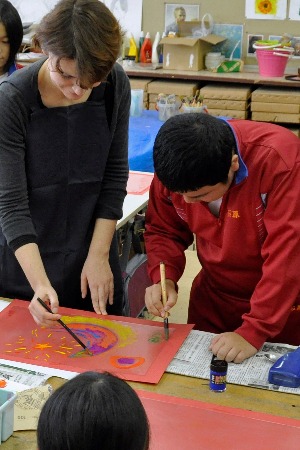 アーティスト・イン・スクール2012 ②制作開始!_c0222139_1782414.jpg
