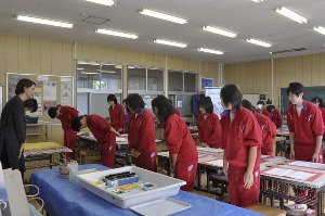 アーティスト・イン・スクール2012 ②制作開始!_c0222139_179188.jpg