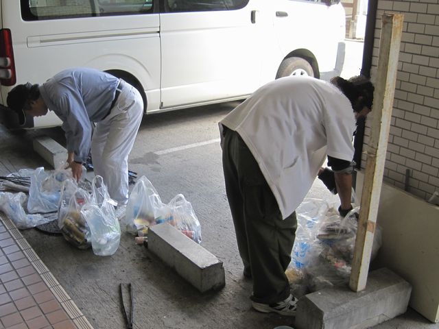10/5 二日町の地域清掃活動を行いました_b0245781_15282112.jpg