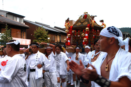 粟田神社大祭_e0048413_20532543.jpg