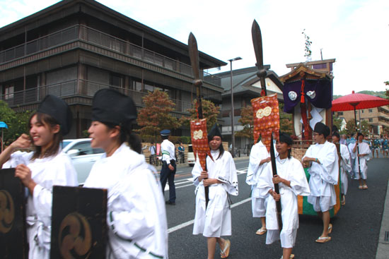 粟田神社大祭_e0048413_20535874.jpg