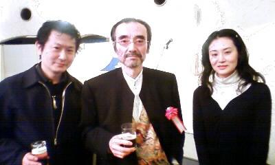 意地でも「暇です」と答える_e0120837_22414476.jpg
