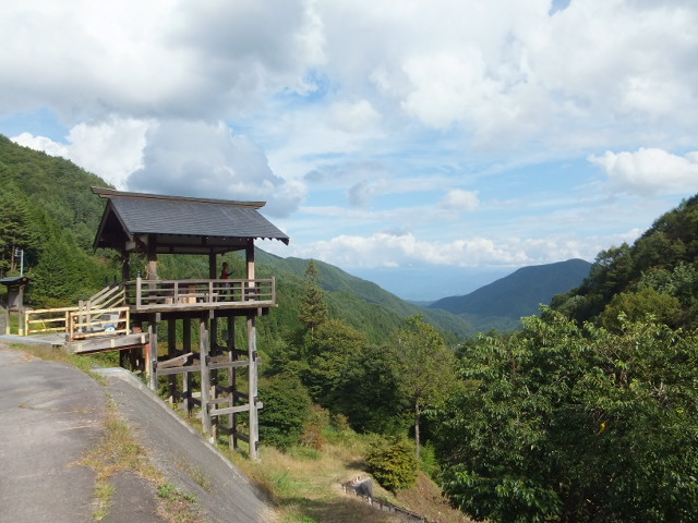 古代東山道の花と暮白の滝_a0271502_14425148.jpg