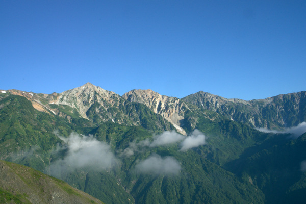 b0244811_01232100.jpg