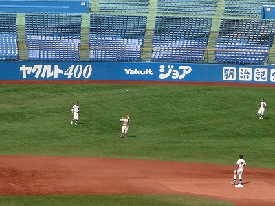 青学大対國學院大 10月2日 東都大学野球1部_b0166128_2053081.jpg