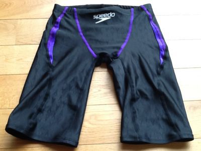 SPEEDOの水着_c0124828_317536.jpg