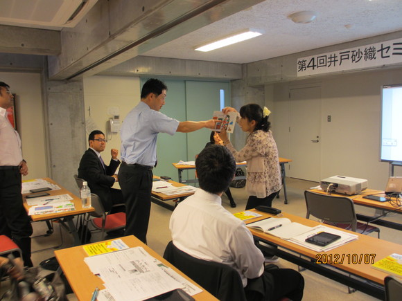 第4回外国語活動上達セミナー旭川_e0252129_1910430.jpg