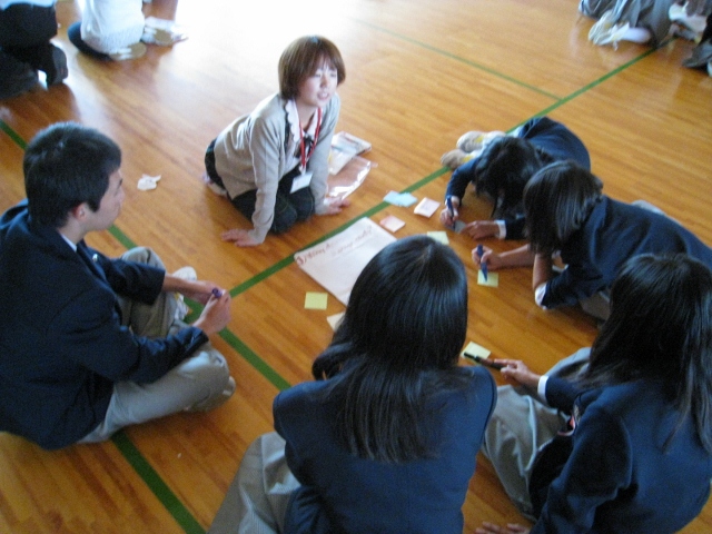 新潟県立国際情報高等学校において英語ワークショップを実施しました。_c0167632_17425776.jpg