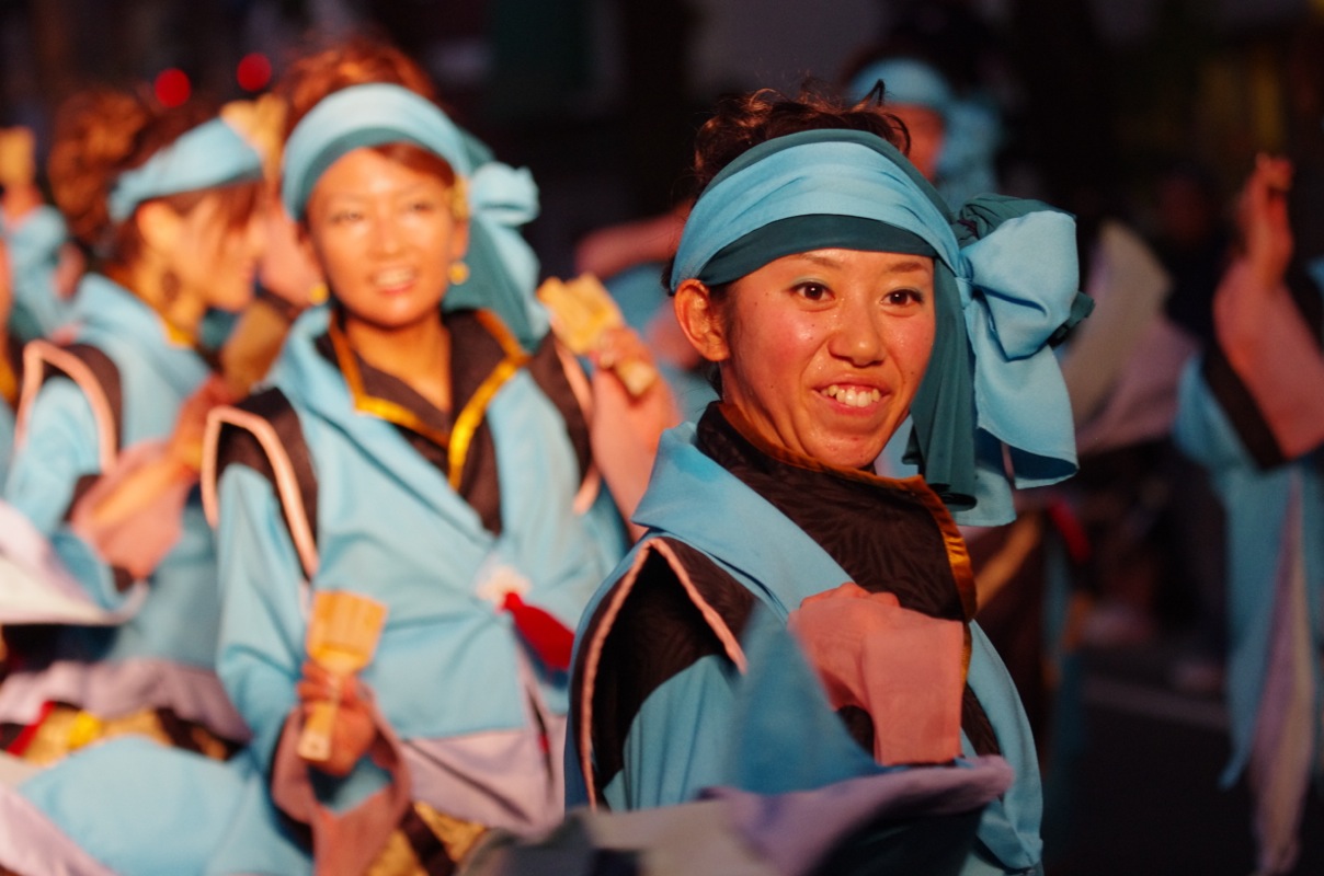 高知よさこい２０１２本祭一日目菜園場競演場その３（華舞鬼蜂）_a0009554_2328959.jpg