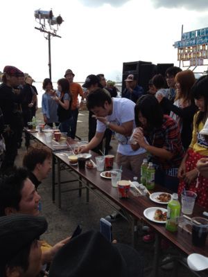 青い羽根チャリティマリーナサンセットライブ&体験乗船会_a0077071_14513292.jpg
