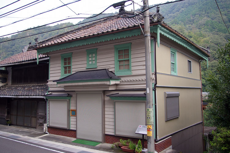 旧川口郵便局_f0130879_22454325.jpg