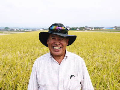 砂田米　ご飯がごちそうになるお米の稲刈り　その１_a0254656_1830293.jpg