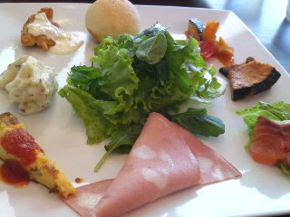 田尻の空音さんでランチ♪_e0136066_17582517.jpg