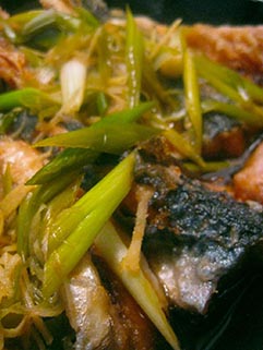 小鯖の南蛮漬けと栗ごはん グンジ家の食卓