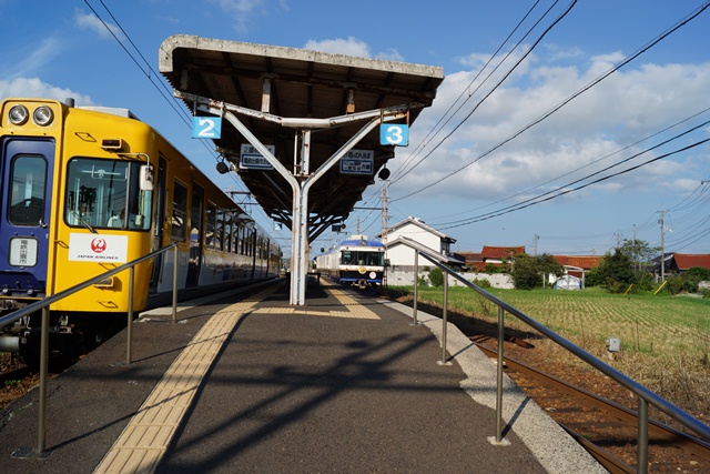 写真を絵に・・・こんなに素敵に変身、一畑電車、出雲駅、まつえおんせん駅、後山卓巳さんの素晴らしい絵①_d0181492_2351387.jpg