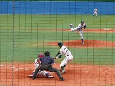 立正大対専修大 9月25日 東都大学野球2部_b0166128_1223109.jpg