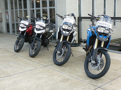 F700GS&F800GS本日デビュー!!_e0254365_21361220.jpg