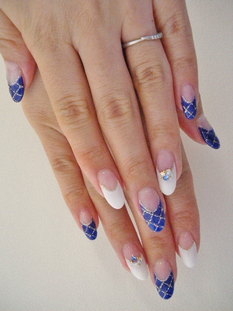 Myネイル ロイヤルブルーのキルティングネイル Coco Heart Nail Blog 北高崎駅より徒歩7分 ココハート