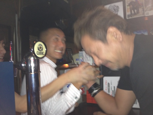 M様、ベンツEクラスご成約!!ランクルトミー!!_b0127002_19501555.jpg