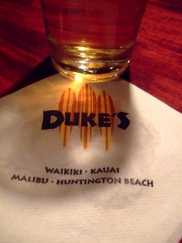 ハワイイ〜?DUKE\'S！_a0198521_21393174.jpg