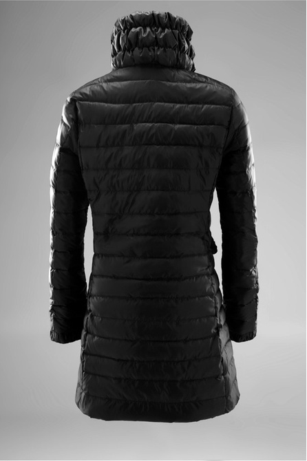 MONCLER モンクレール Monclerslifeシリーズ 2011/2012年秋冬新作 レディースダウンコート(ブラック)_e0218947_1214412.png