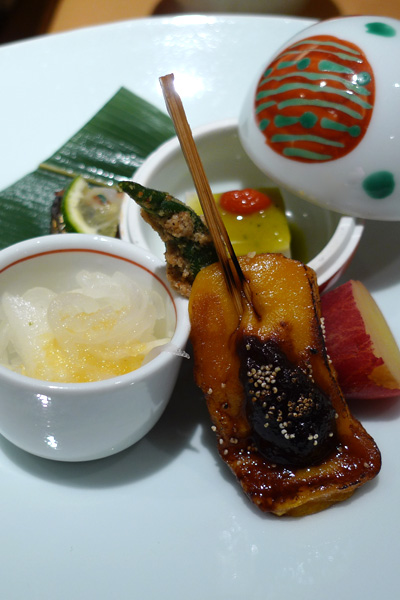 日本料理 虎白_b0016049_20415489.jpg