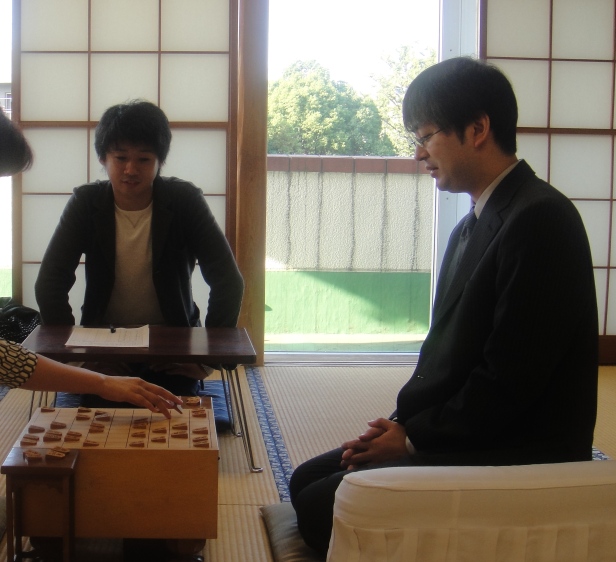 素敵な「将棋日和」(その4)将棋日和版指し初め式_b0240500_2151622.jpg