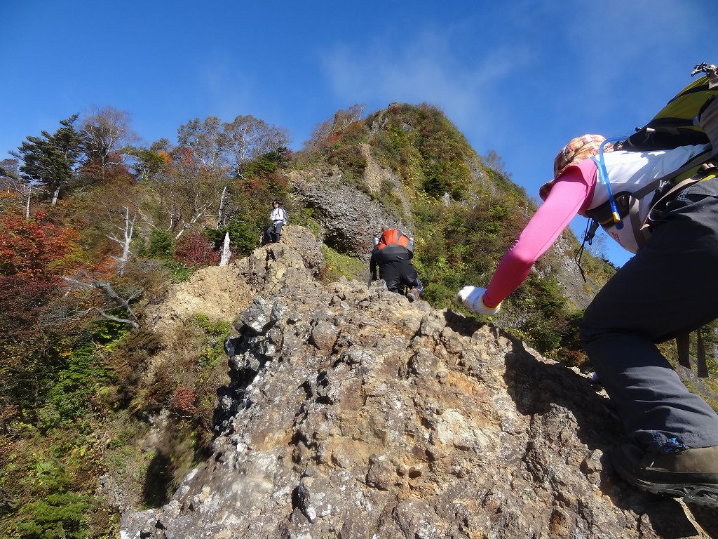 戸隠山　とんでもなく　デンジャラスな山　日本二百名山　_b0124306_1846291.jpg