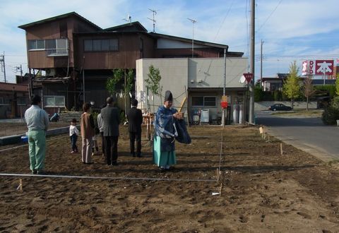 下妻市で地鎮祭!_a0059217_1054212.jpg