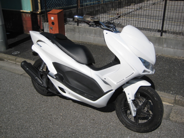 PCX エアロ完成！！　～フロントフェイス～_b0186941_1130292.jpg