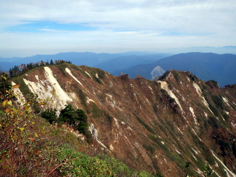 三方崩山(２０５８．８ｍ）　岐阜県_a0104890_23525624.jpg