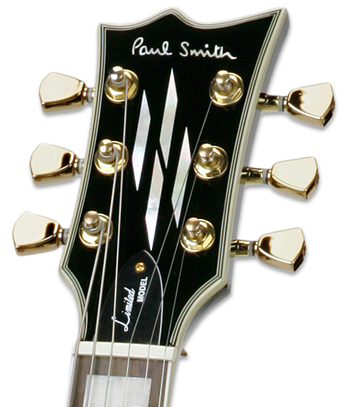 アノ「Paul Smith」が「ESP」に別注を掛けたMini Guitar!?_e0053731_17252121.jpg