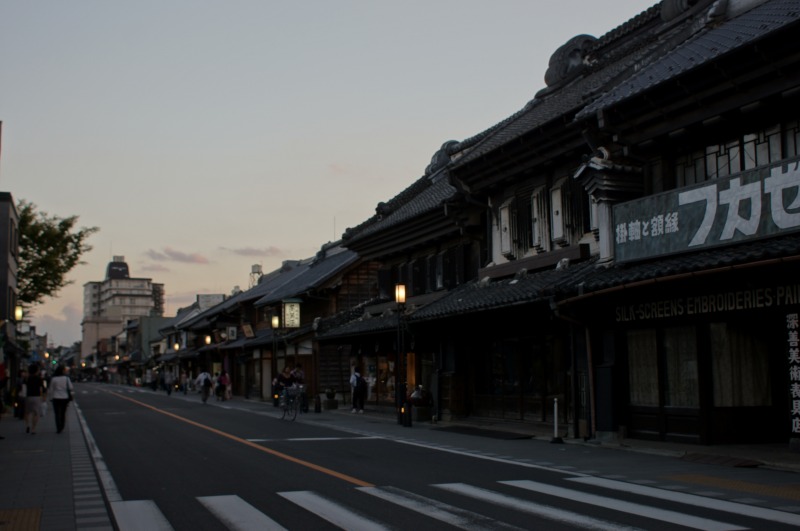 川越散歩その５☆ぶらぶら街歩き夕暮れ時の「時の鐘」_a0122932_22484929.jpg